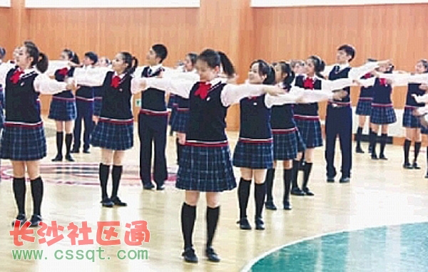 SСW(xu)w̎У@wӖ(xn)ĽY(ji)ȫСW(xu)У@wƏV_ʼˡW(xu)СW(xu)ЌW(xu)(x)@׍µļwµļwУ׌ꂃεĠք]ΑĄнMAƝ߀һ׬F(xin)裬ϲ۵ĽԪ.jpg